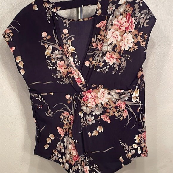 Open Back Navy Blue Floral Shirt, Large - Picture 2 of 5